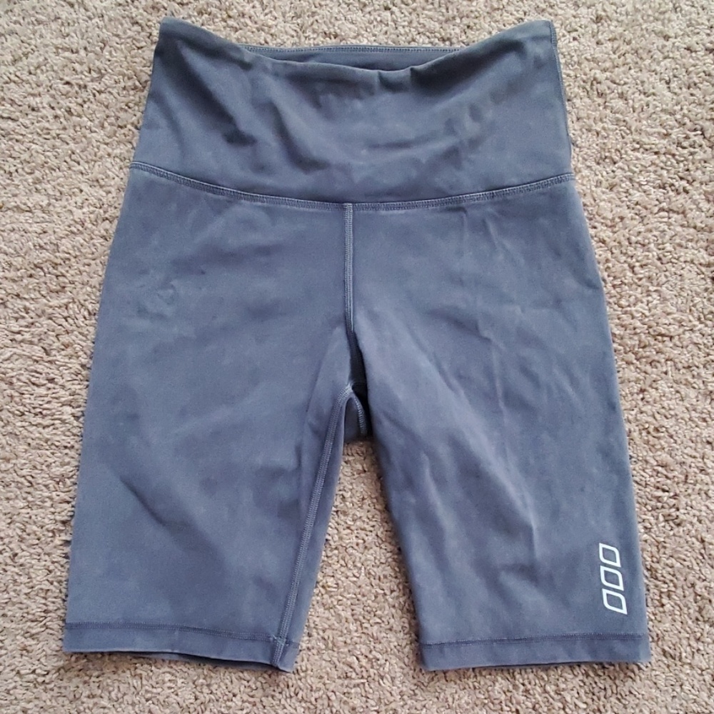 Lorna Jane biker short